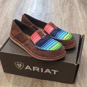 ❤️💚💙NIB Women's Ariat Cruisers Palm Brown/Serape Mesh Cruiser sz 10B Med💚💙❤️